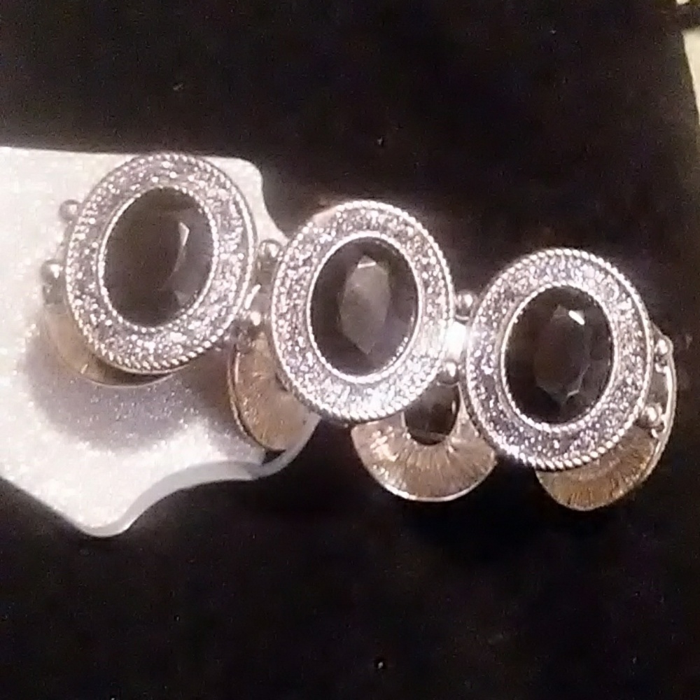 Dress bracelet